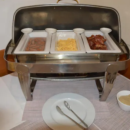 V62 Apartments- Downtown