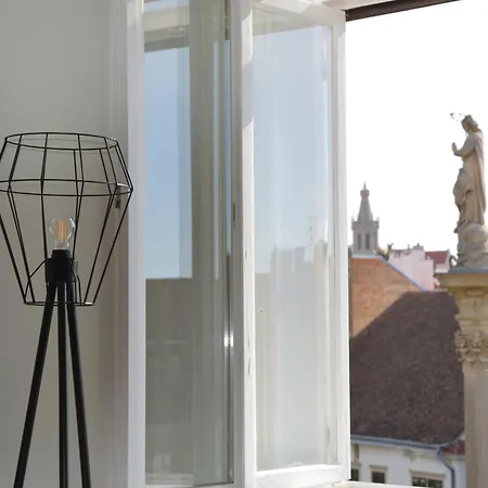 V62 Apartments- In The Downtown Aparthotel