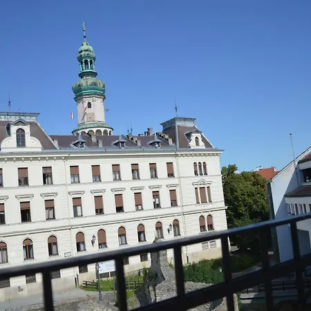 V62 Apartments- Downtown Apart-hotel Sopron
