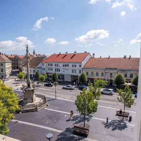 V62 Apartments- In The Downtown Sopron