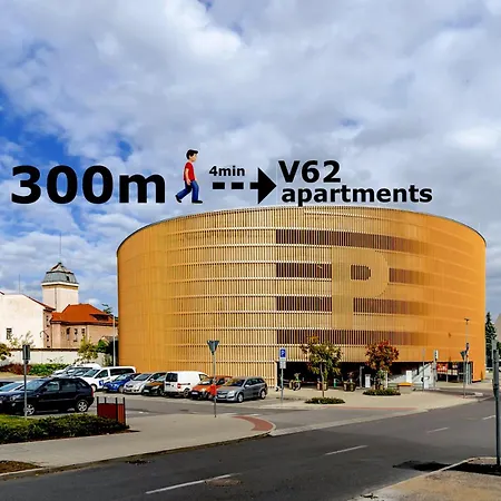 V62 Apartments- Downtown Aparthotel 4*