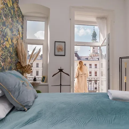V62 Apartments- Downtown מלון דירות 4*