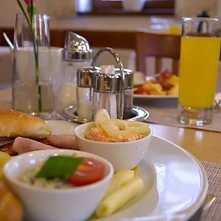 Aparthotel V62 Apartments- Downtown 4*